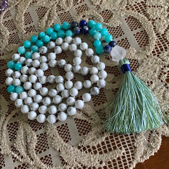 Mala knotted 108 stone prayer beads. Howlite - Picture 2 of 6